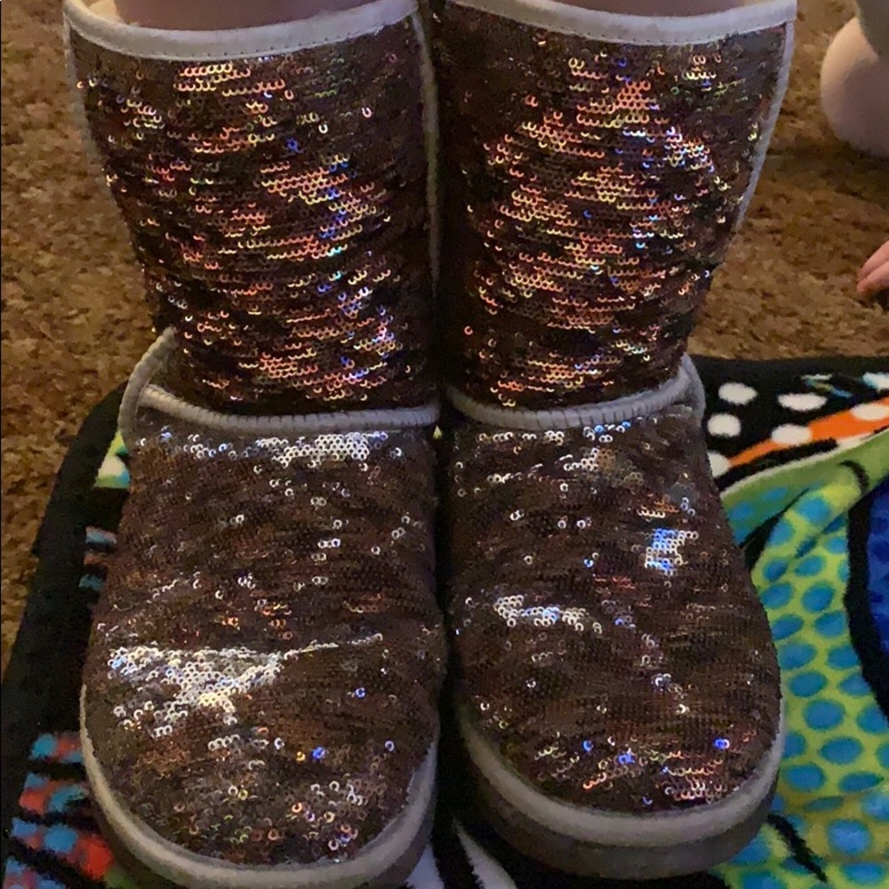 Sequin Ugg’s